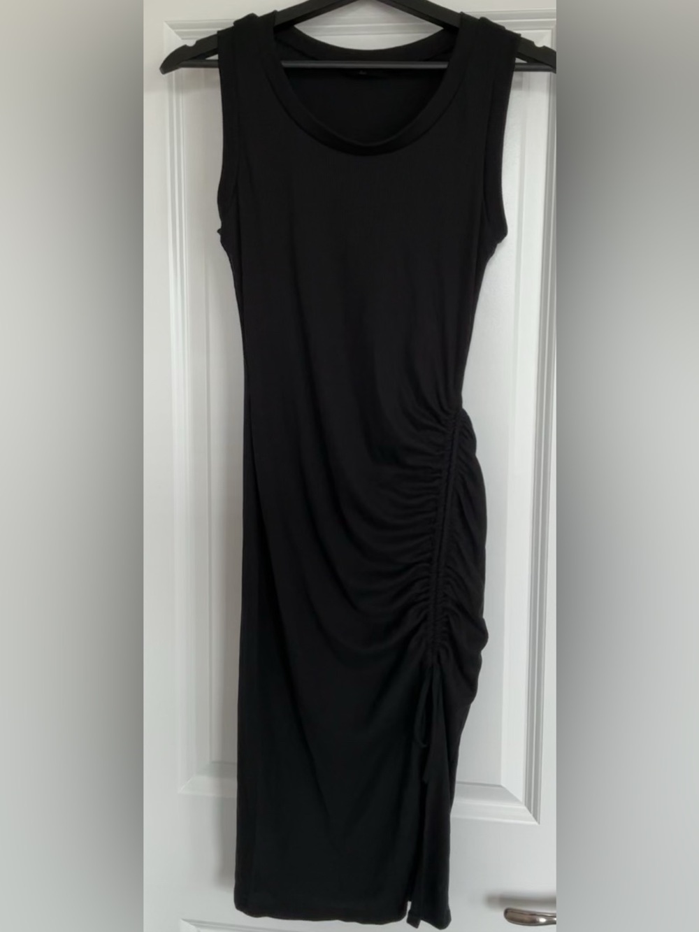 Sleeveless Ruched Black Midi Dress